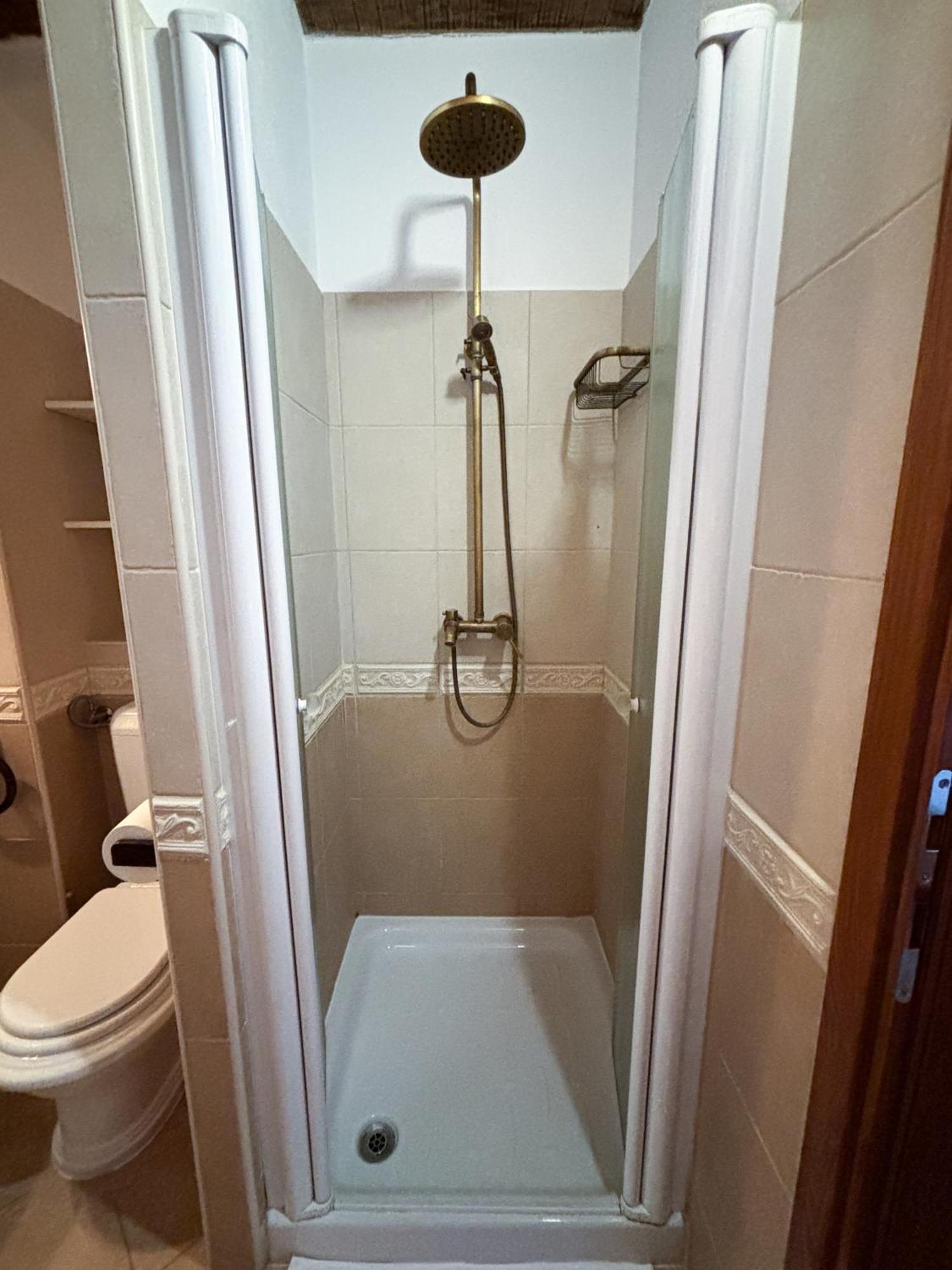 City Center Coastal Escape - Apartments With Sea View Or Cozy Room Novigrad  Екстер'єр фото