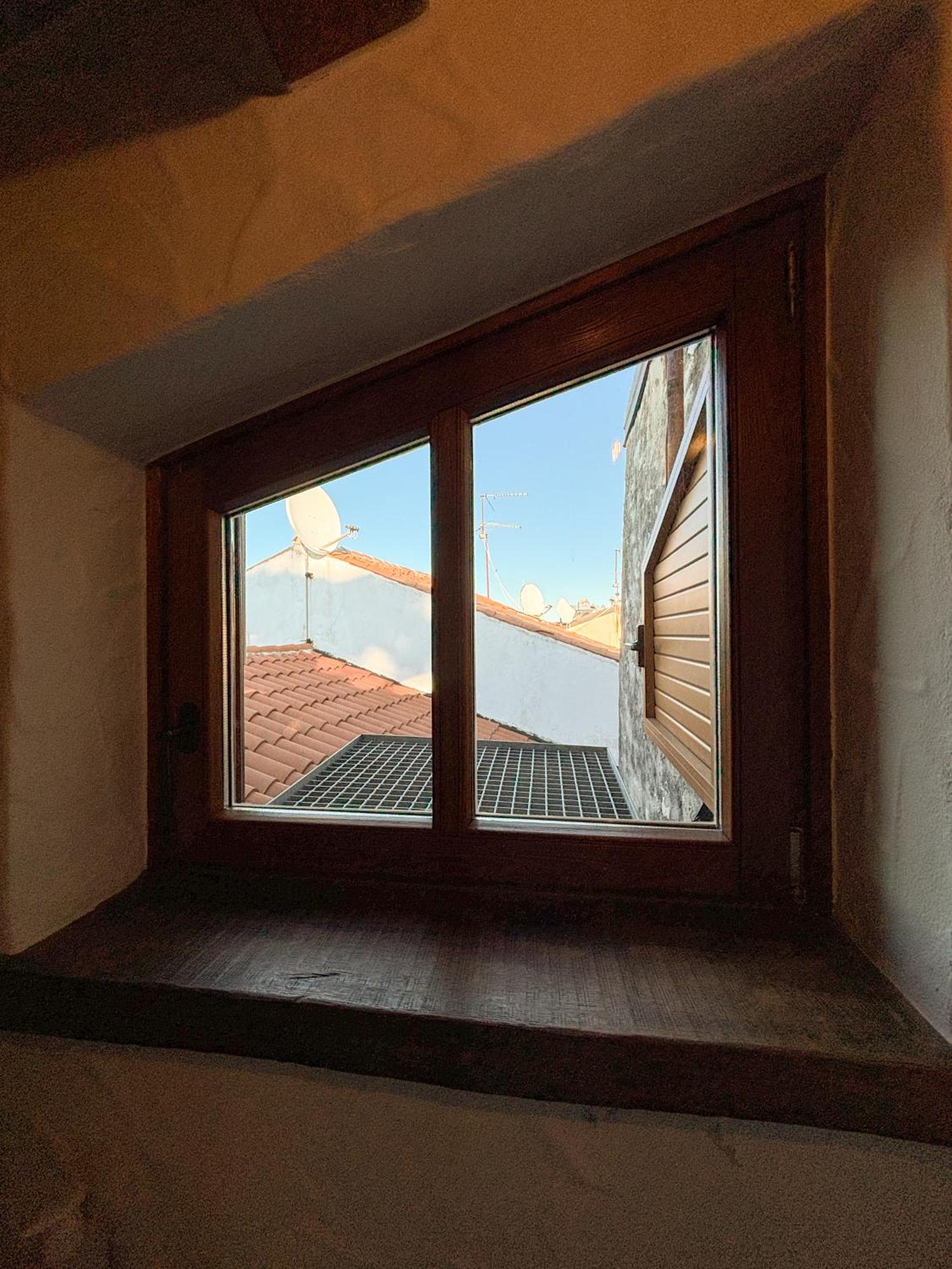 City Center Coastal Escape - Apartments With Sea View Or Cozy Room Novigrad  Екстер'єр фото